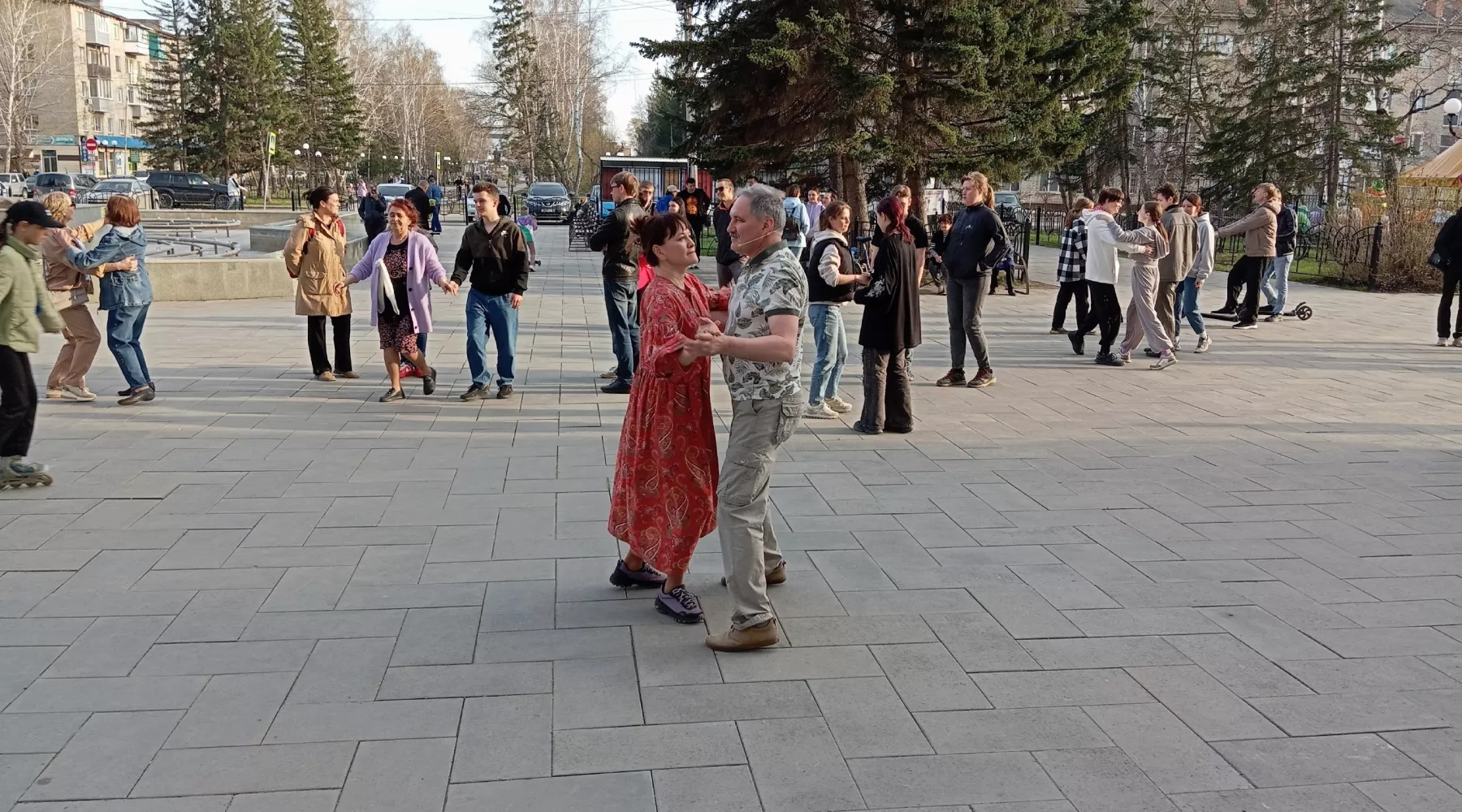 В Бийске прошла первая репетиция «Вальса Победы»
