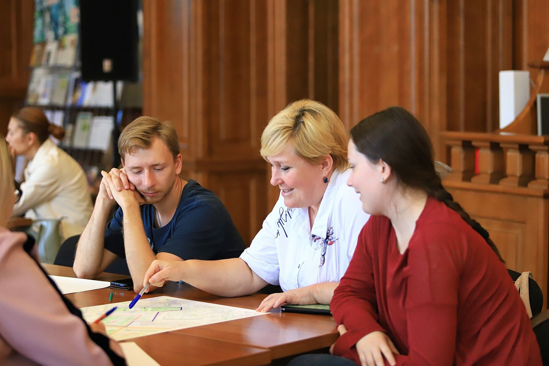 Общественное обсуждение концепции благоустройства.