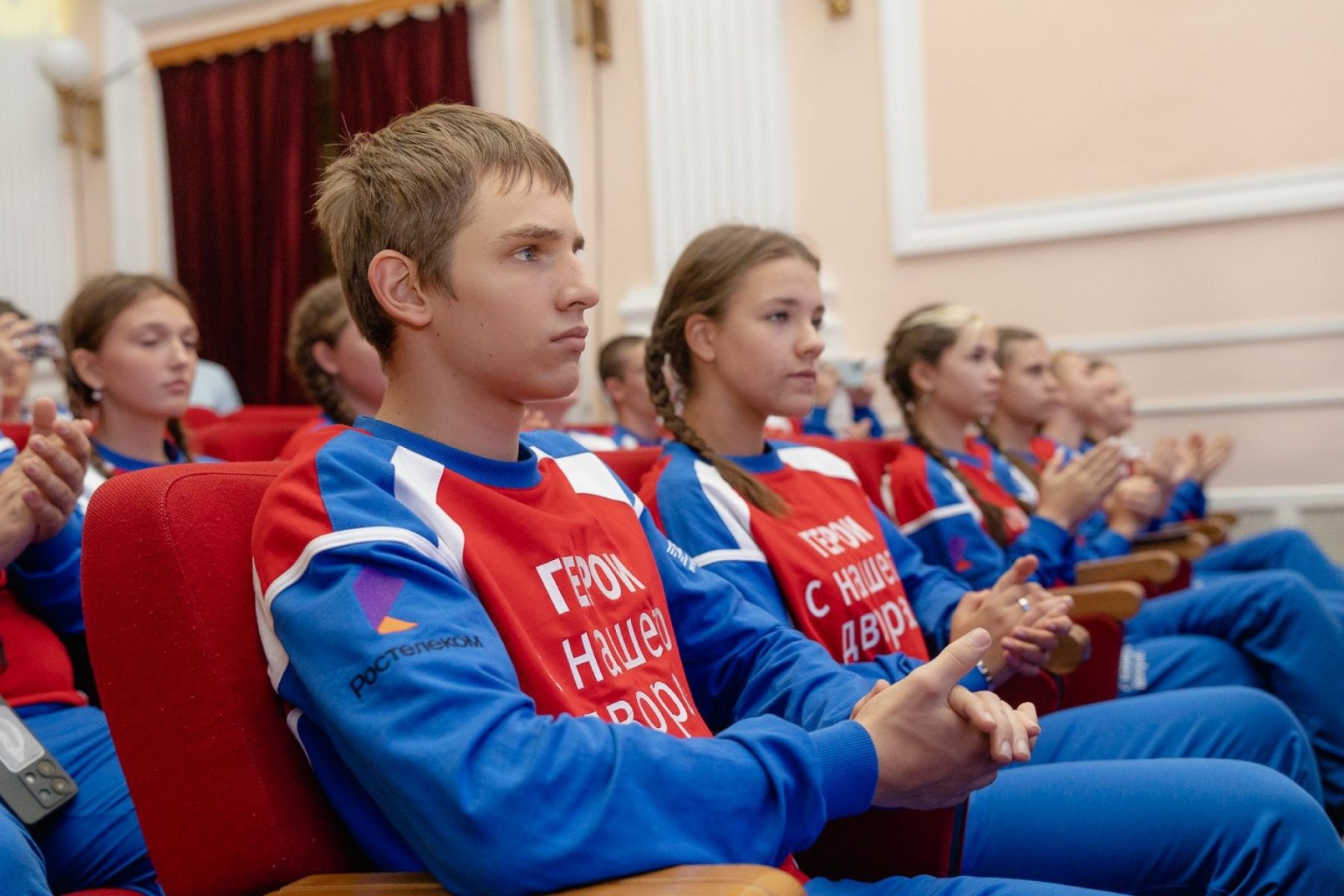 «Ростелеком» поддержал путешествие талантливых детей с Алтая на «Поезде героев»