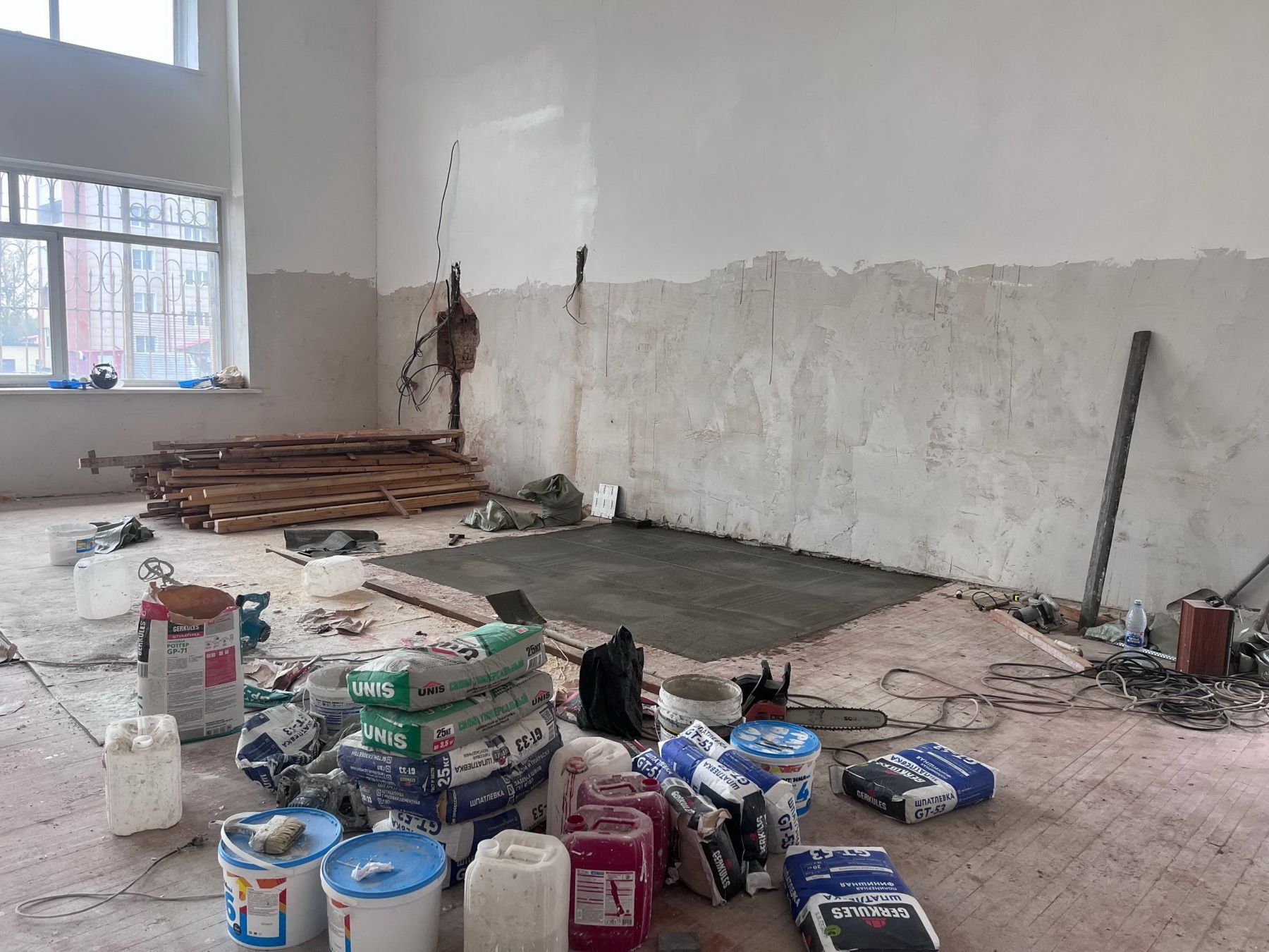 Ремонт спортивного зала в центре «Мать и дитя»