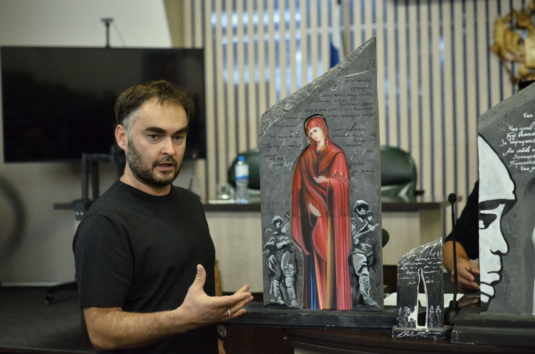 В Бийске обсудили эскизные проекты памятника Матери