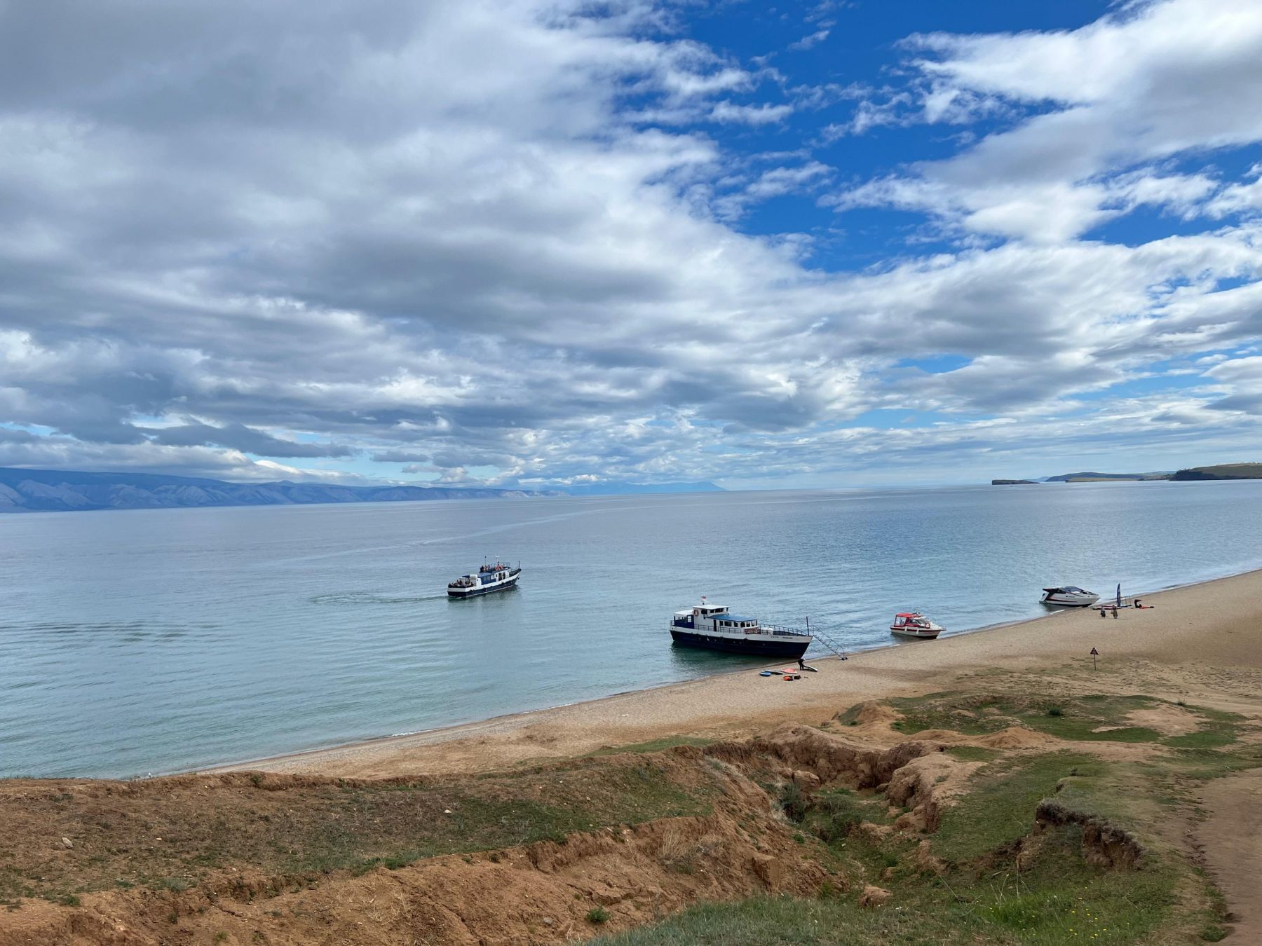 Байкал - самое глубокое озеро в мире