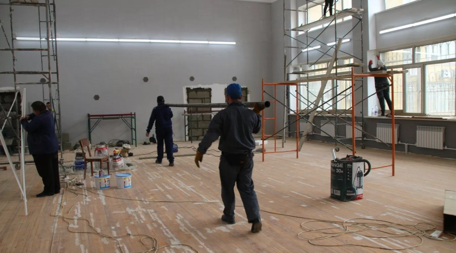 Готов на 70%: мэр Бийска рассказал о ремонте спортзала в диагностическом центре