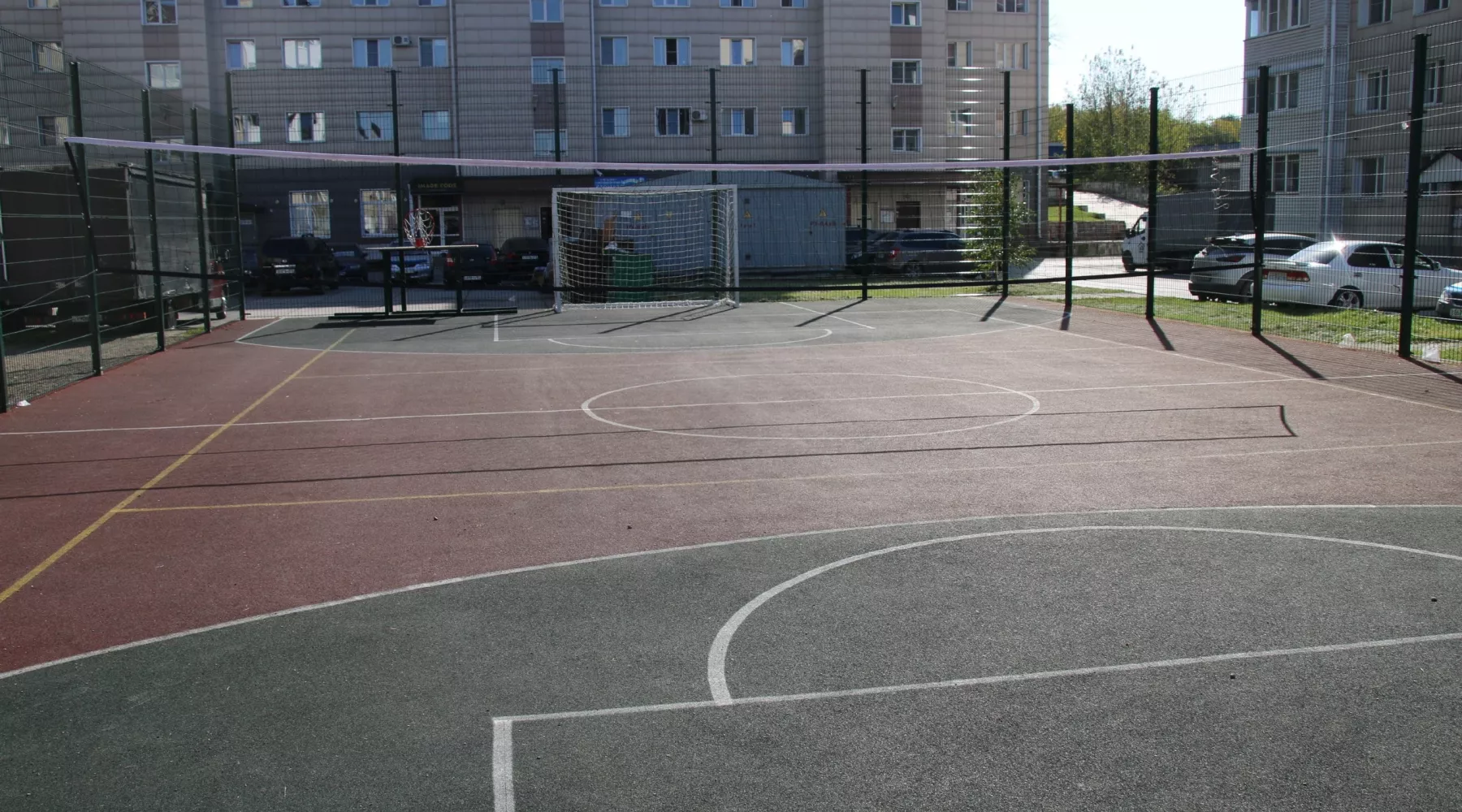 Спортивная площадка