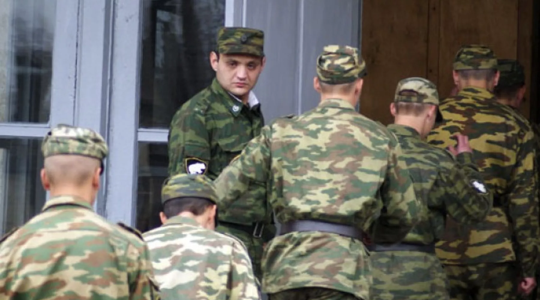 Около 500 студентов подали заявления на обучение в военном центре АлтГТУ 