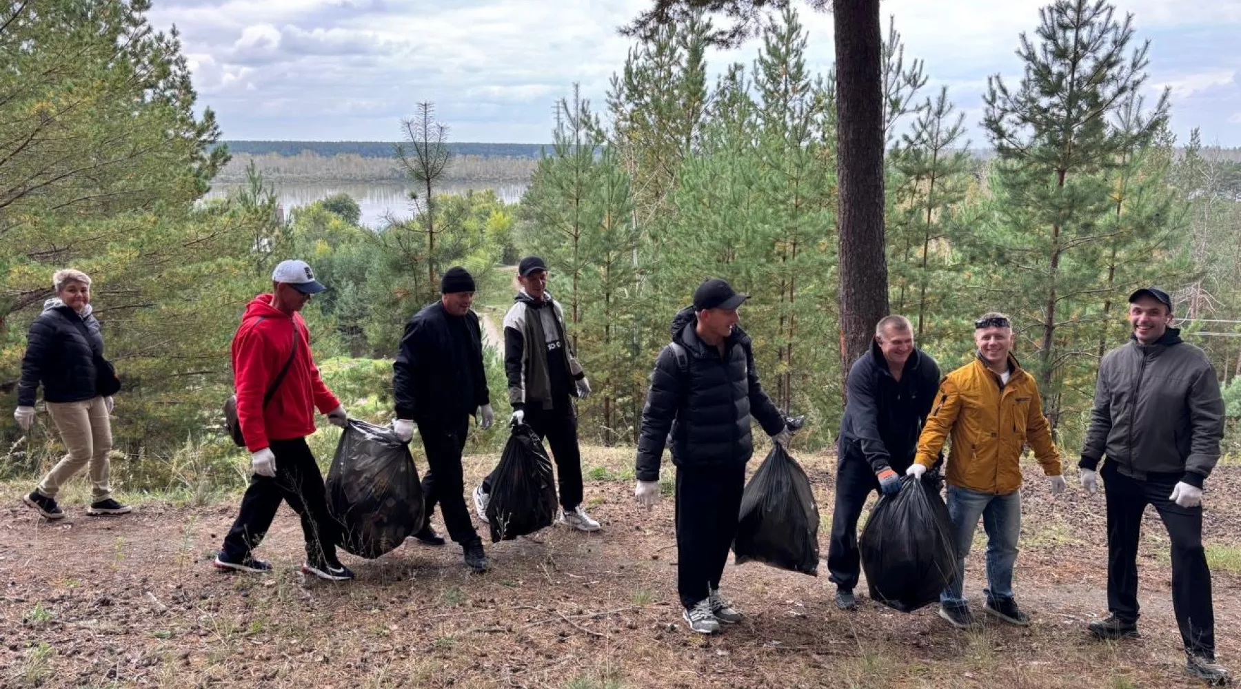 Помимо принудительных работ осужденные трудятся на благо города 