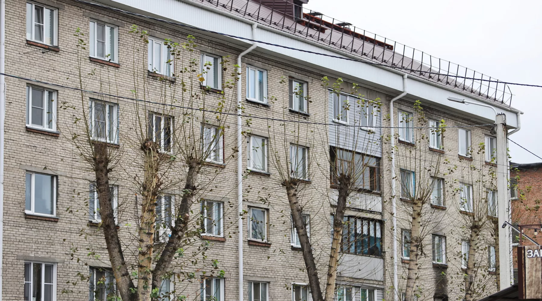 Как в Бийске общежитие на ул. Ударной 71 превратился в рассадник антисанитарии