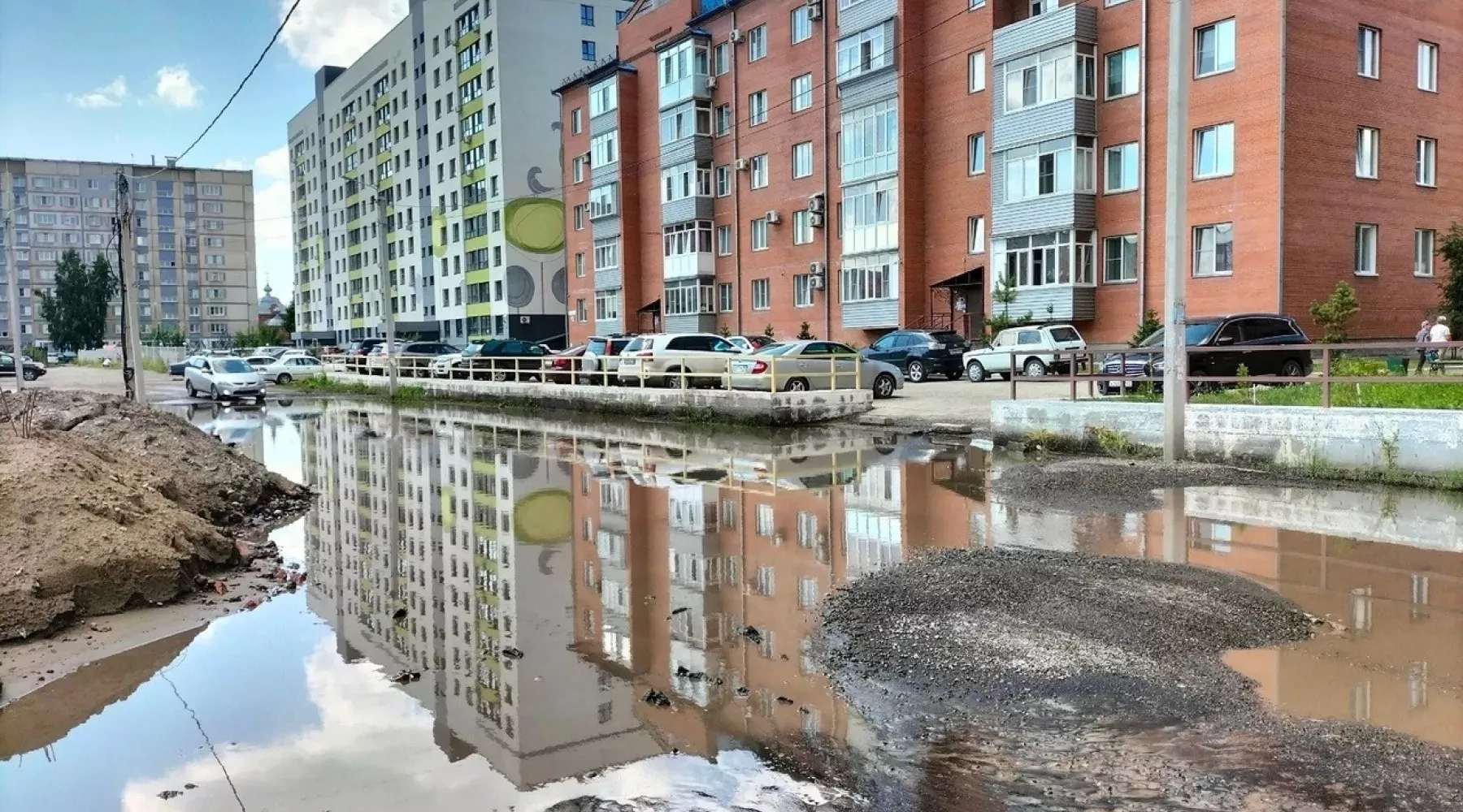 В Бийске сделают ливневку возле дома на ул. Согренной в 23-м микрорайоне