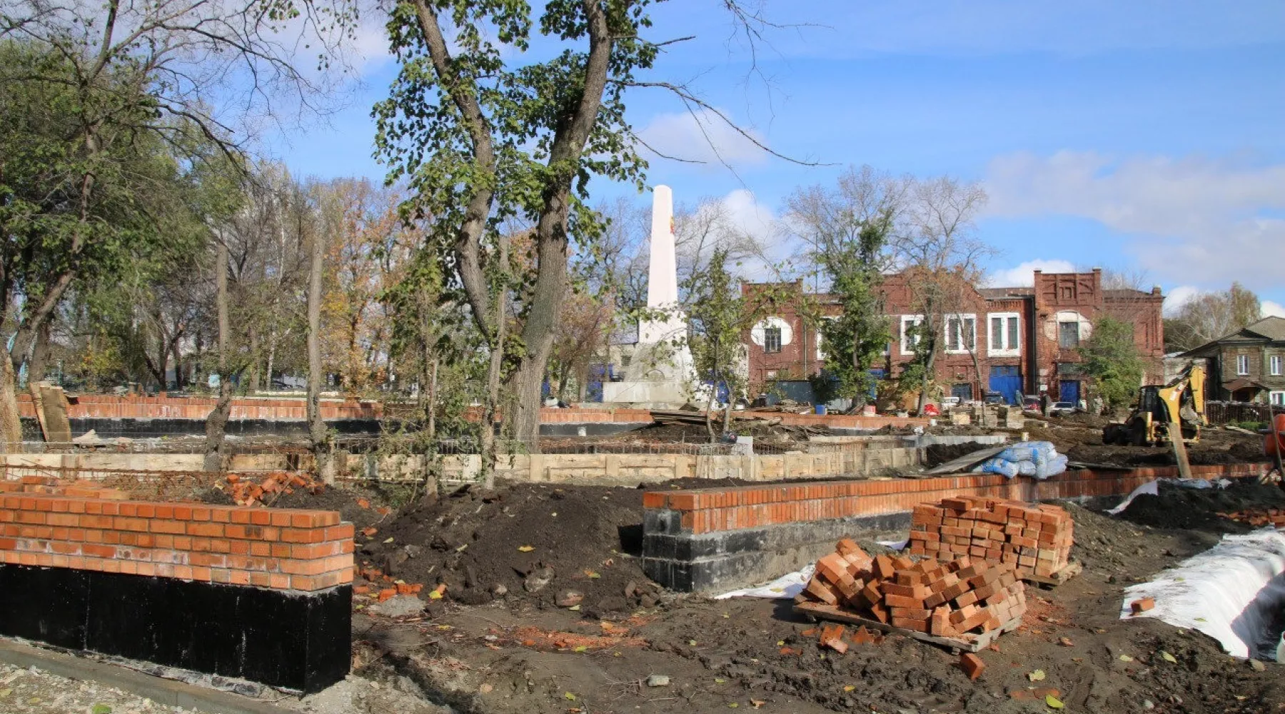 Сквер им. Кузьмы Фомченко