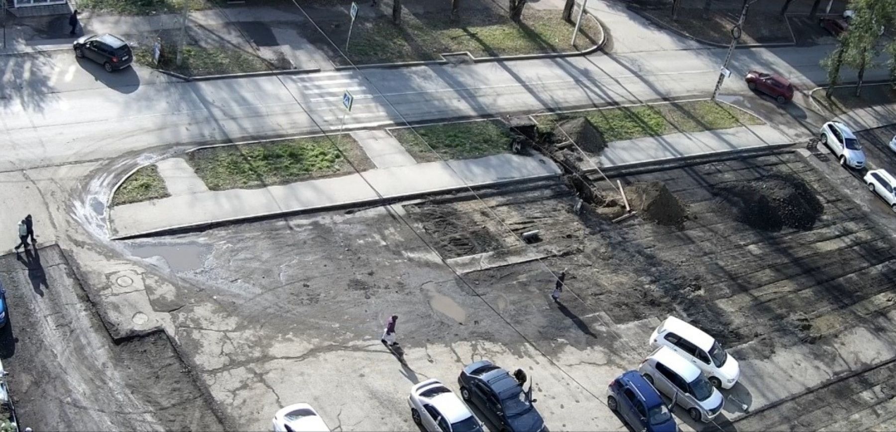 В Бийске начали ремонтировать дорогу на участке ул. Ленинградской