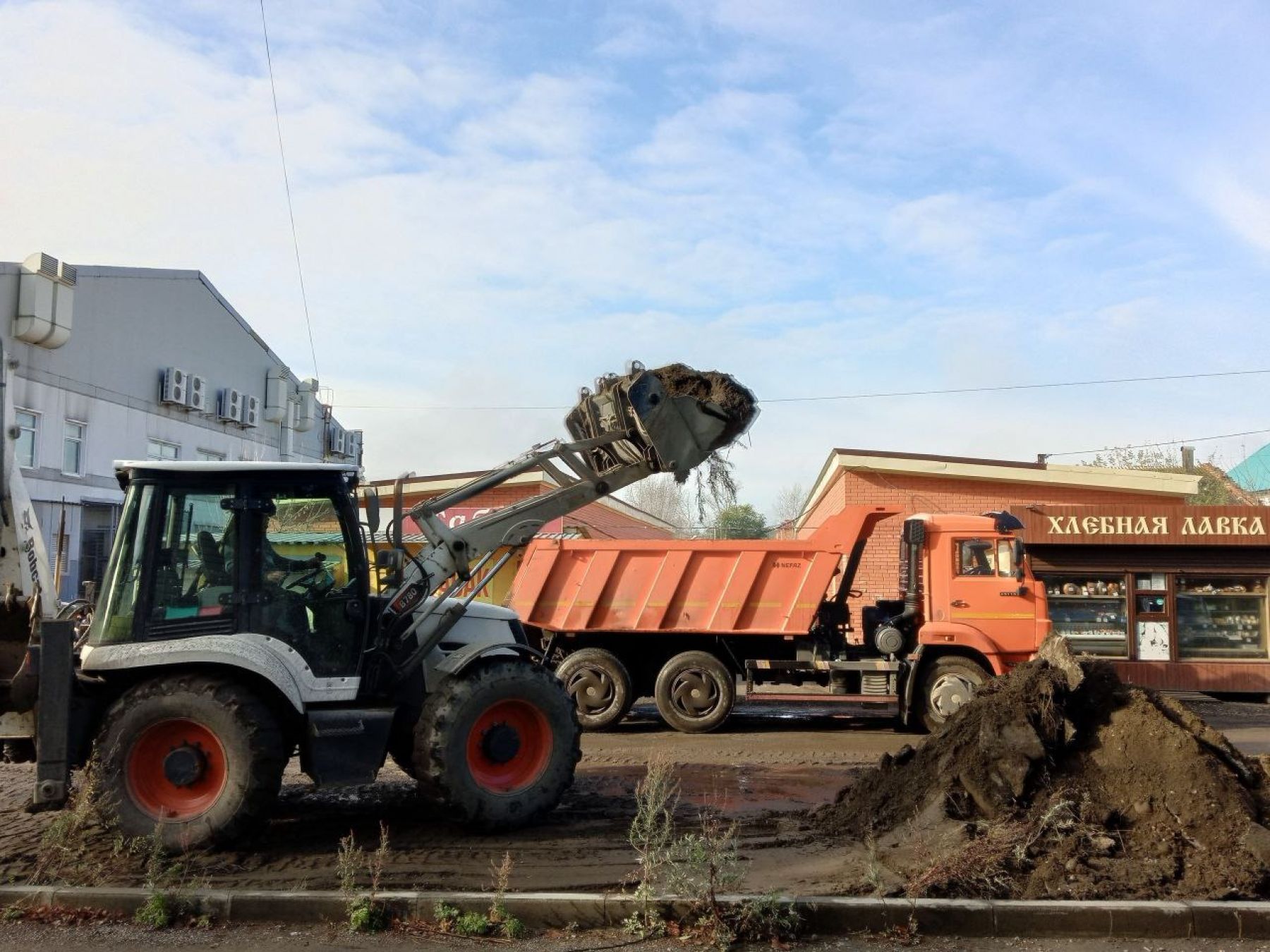 Ремонтные работы на ул. Ленинградской