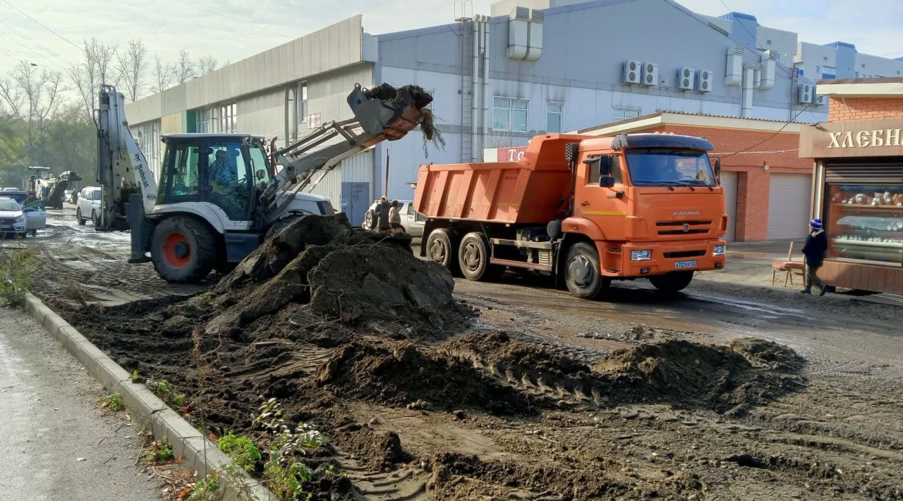 Ремонтные работы на ул. Ленинградской