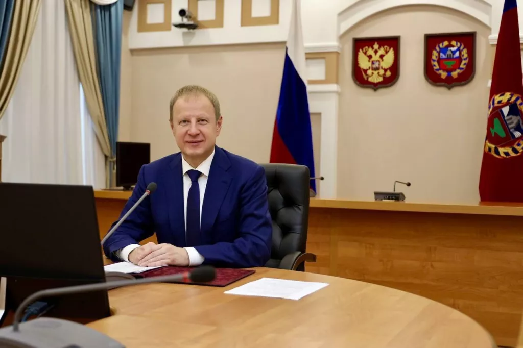 Губернатор Алтайского края впервые стал дедушкой - Информационный портал "Бийский рабочий", 13.04.2026