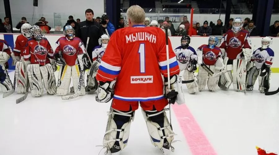 Звезды хоккея посетят Барнаул и Бочкари в ноябре
