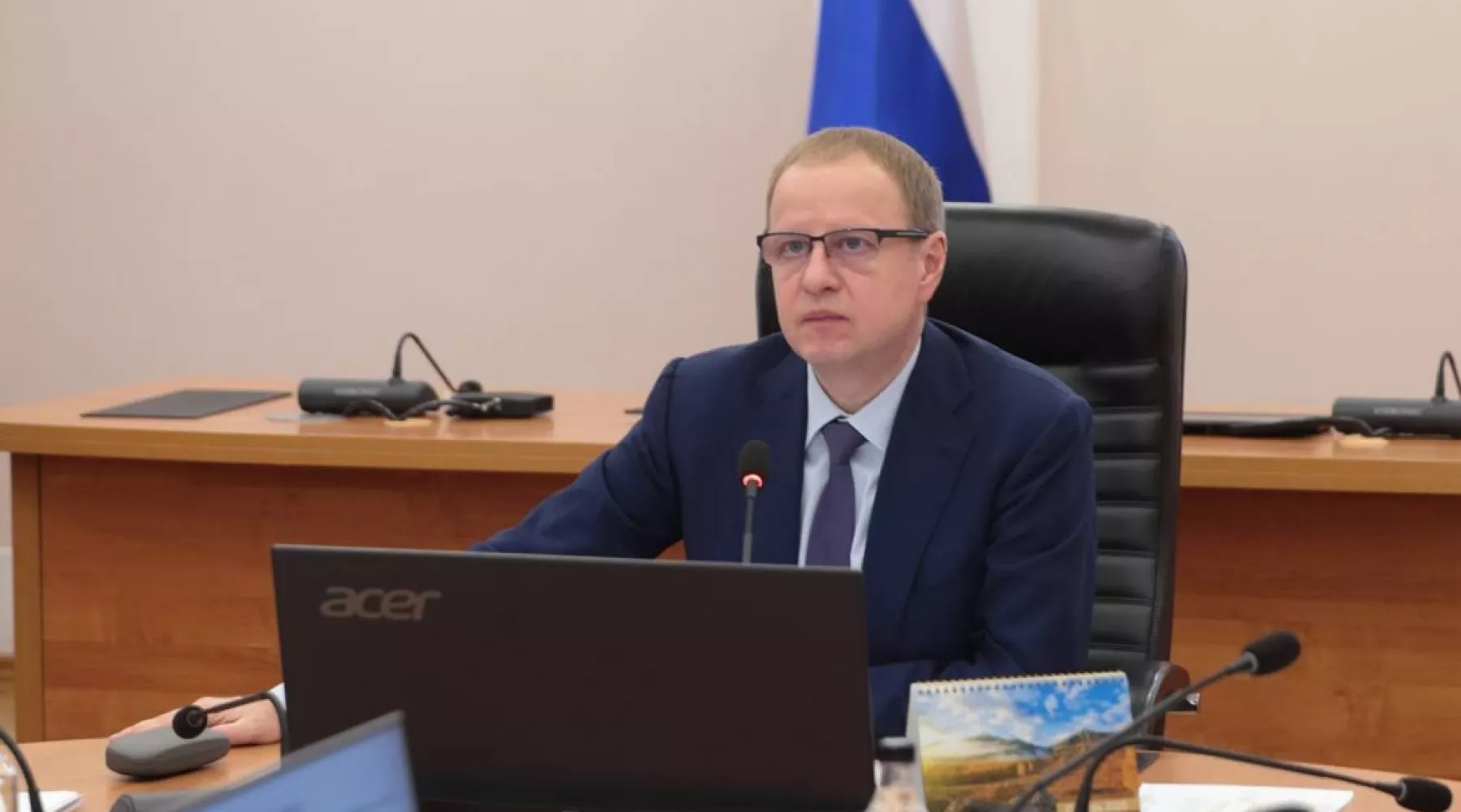 Виктор Томенко