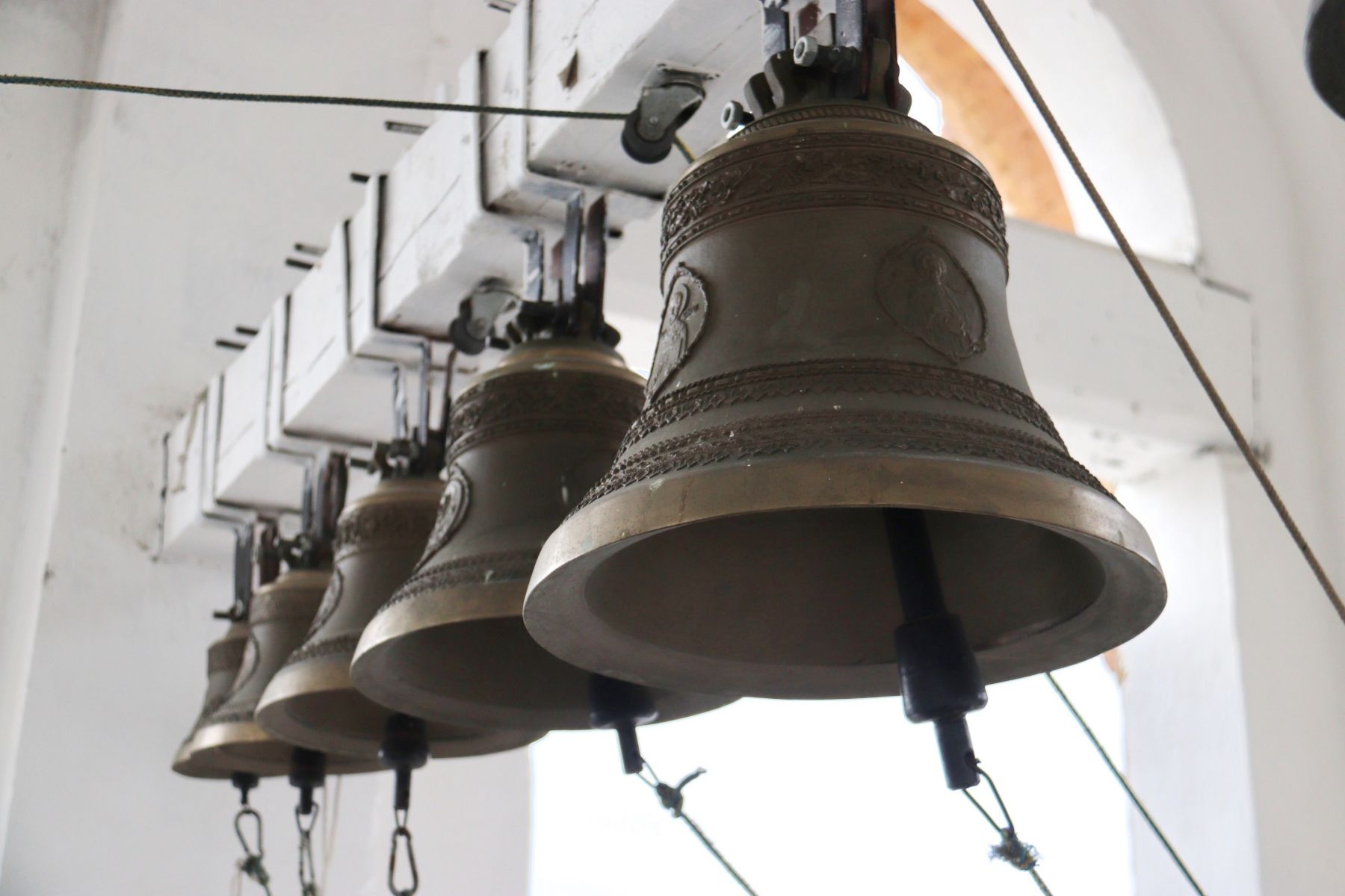 Колокольня. Колокола. Храм. 