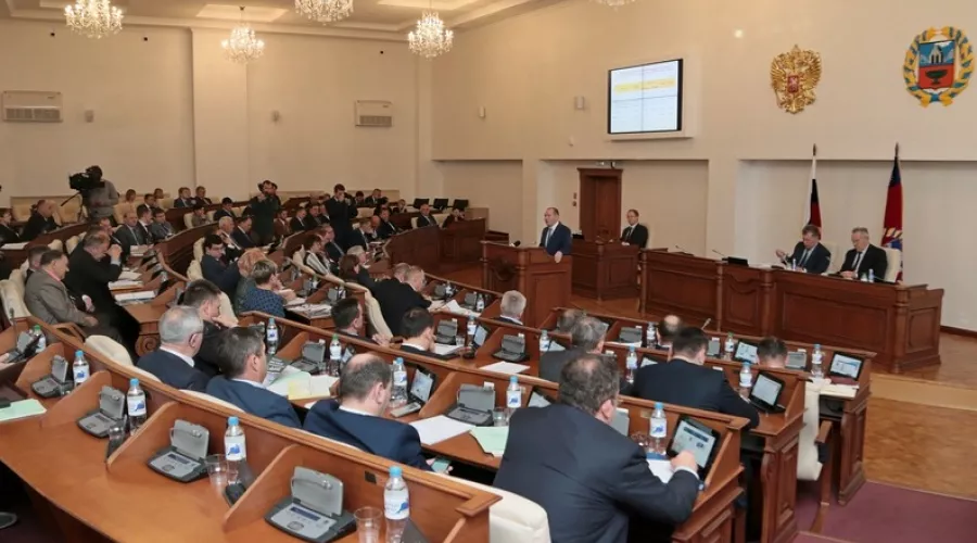 Бюджет Алтайского края увеличен на 1,7 миллиарда рублей