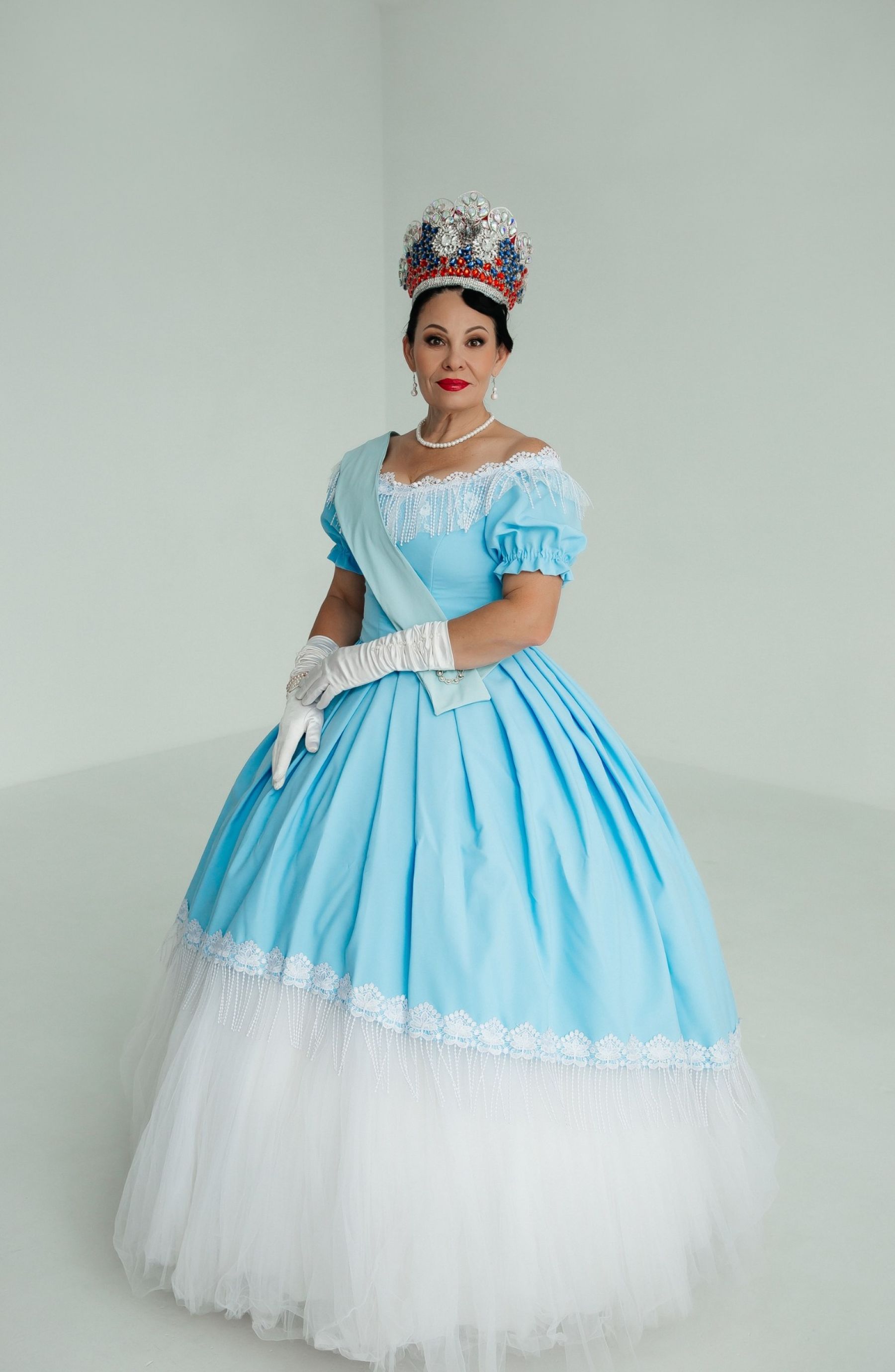 Людмила Казакова