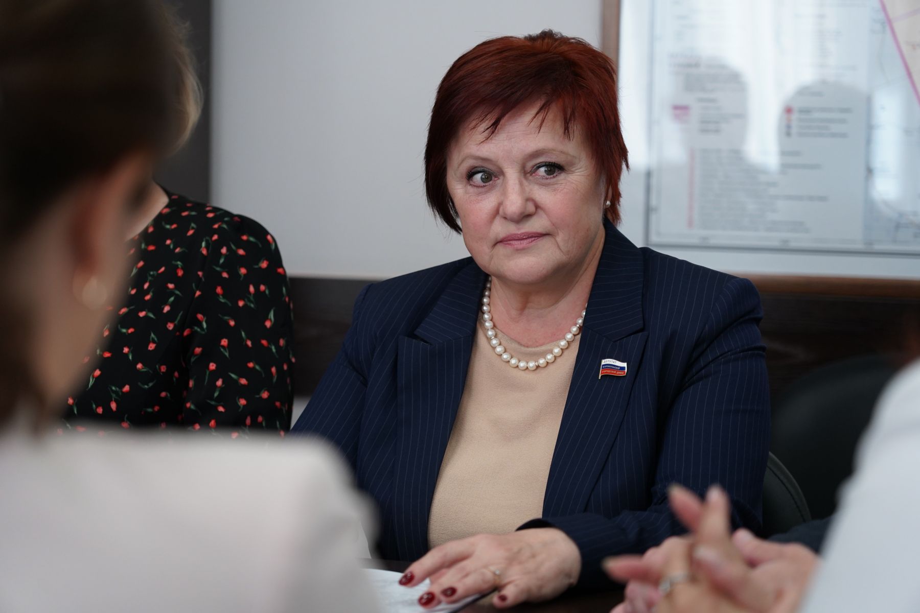 Сенатор Российской Федерации встретилась с алтайскими врачами в ЛНР