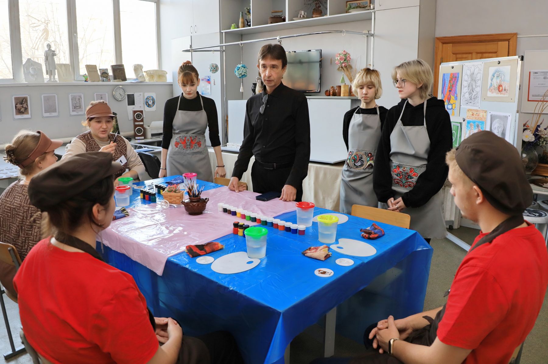 Мастер-класс по росписи магнитов