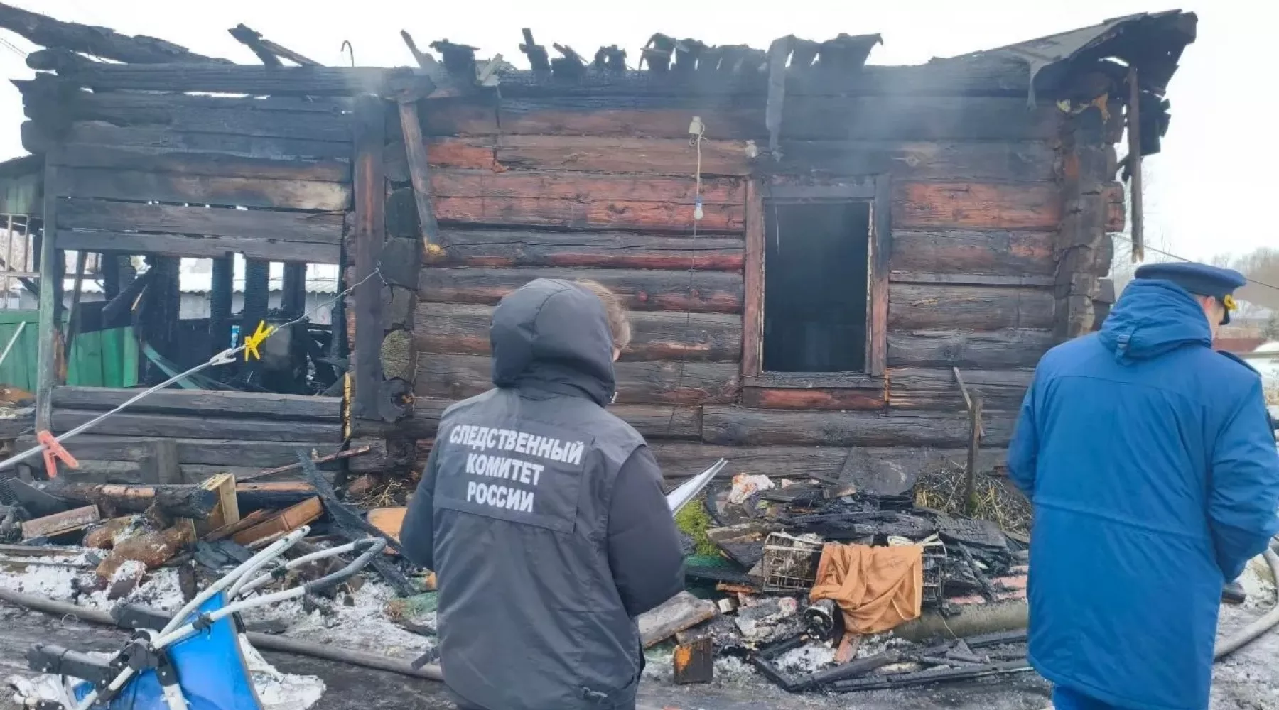 Двое детей погибли при пожаре в Смоленском районе Алтайского края