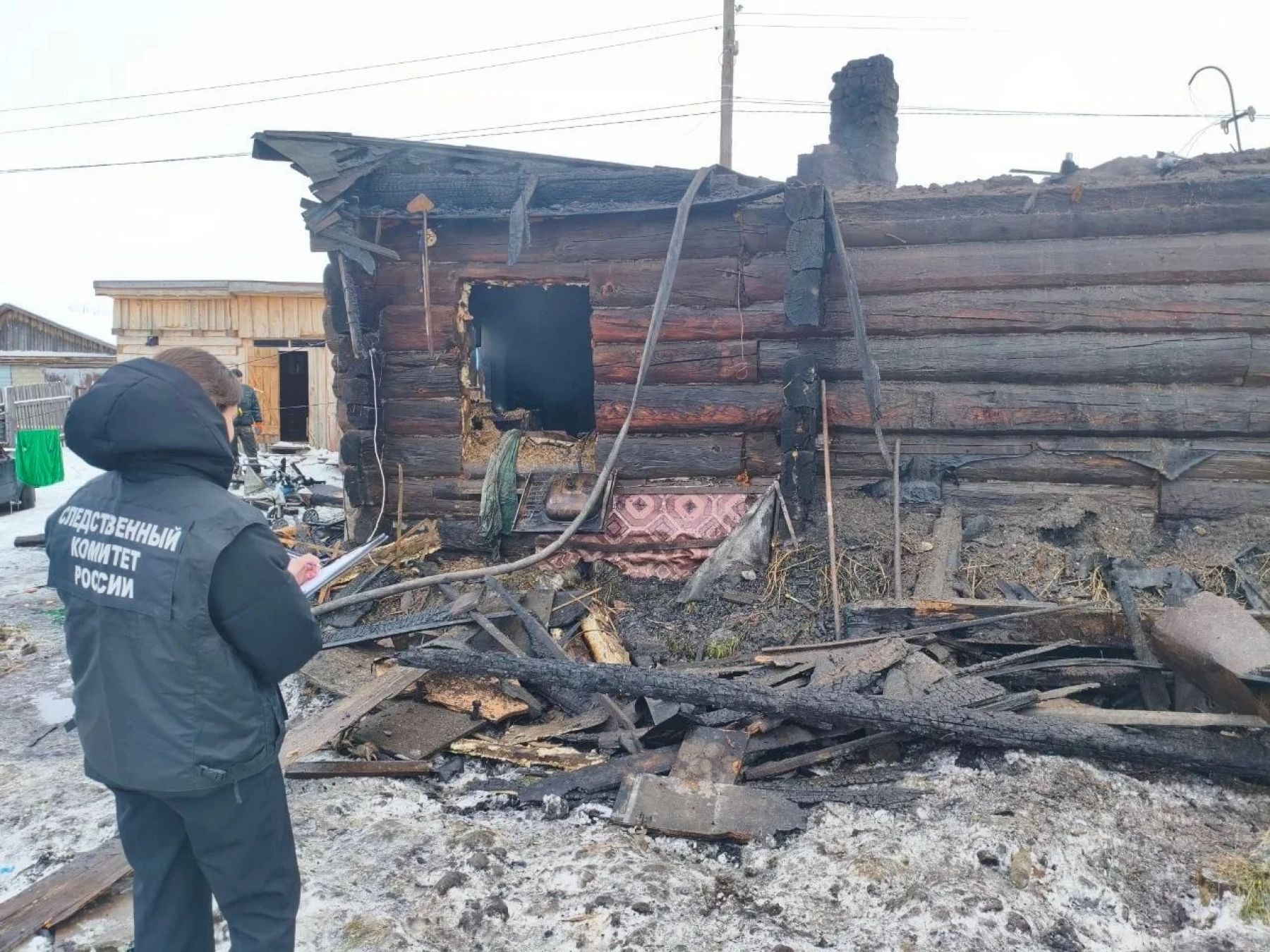 Двое детей погибли при пожаре в Смоленском районе Алтайского края
