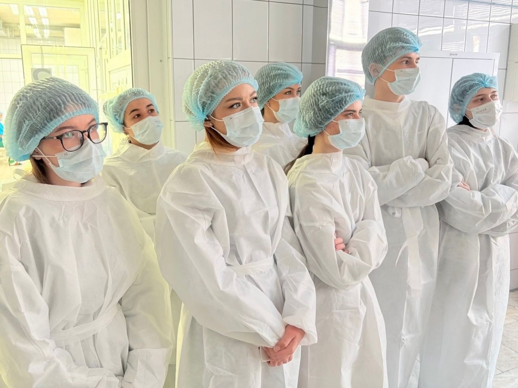 В бийской городской больнице провели экскурсию для будущих медиков