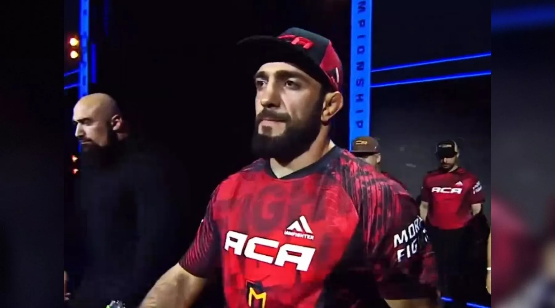 Бийчанин одержал победу на турнире по ММА