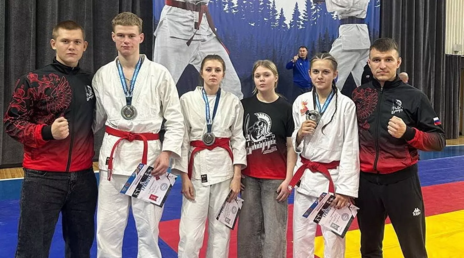 Бийчане завоевали 6 медалей на первенстве Сибирского ФО по рукопашному бою
