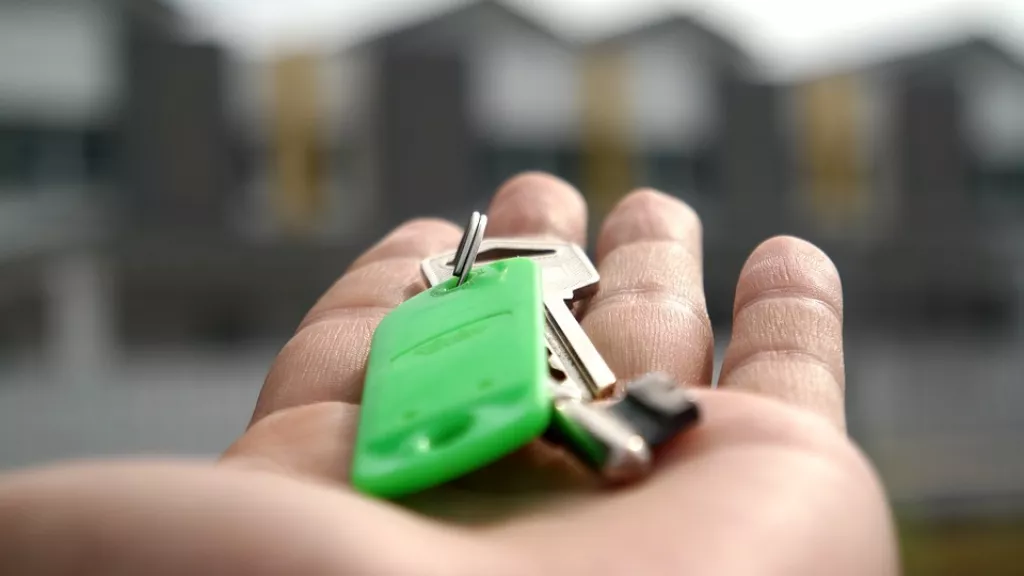 В Госдуме предложили списывать ипотеку для учителей в селах - Информационный портал "Бийский рабочий", 03.11.2025