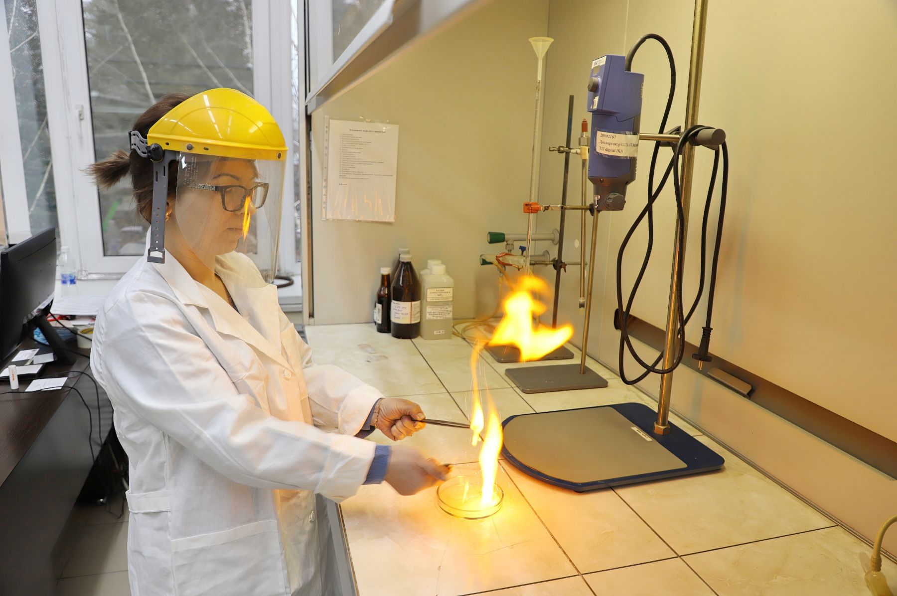 Лаборатории ИПХЭТ СО РАН.