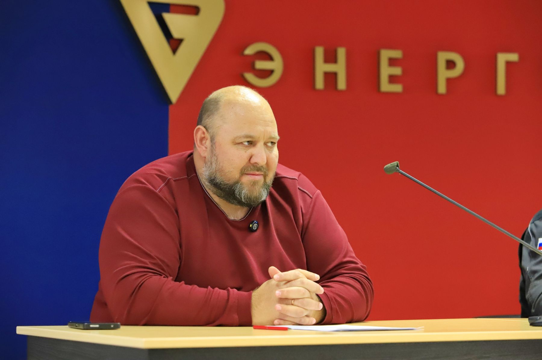 Иван Свечкарев.