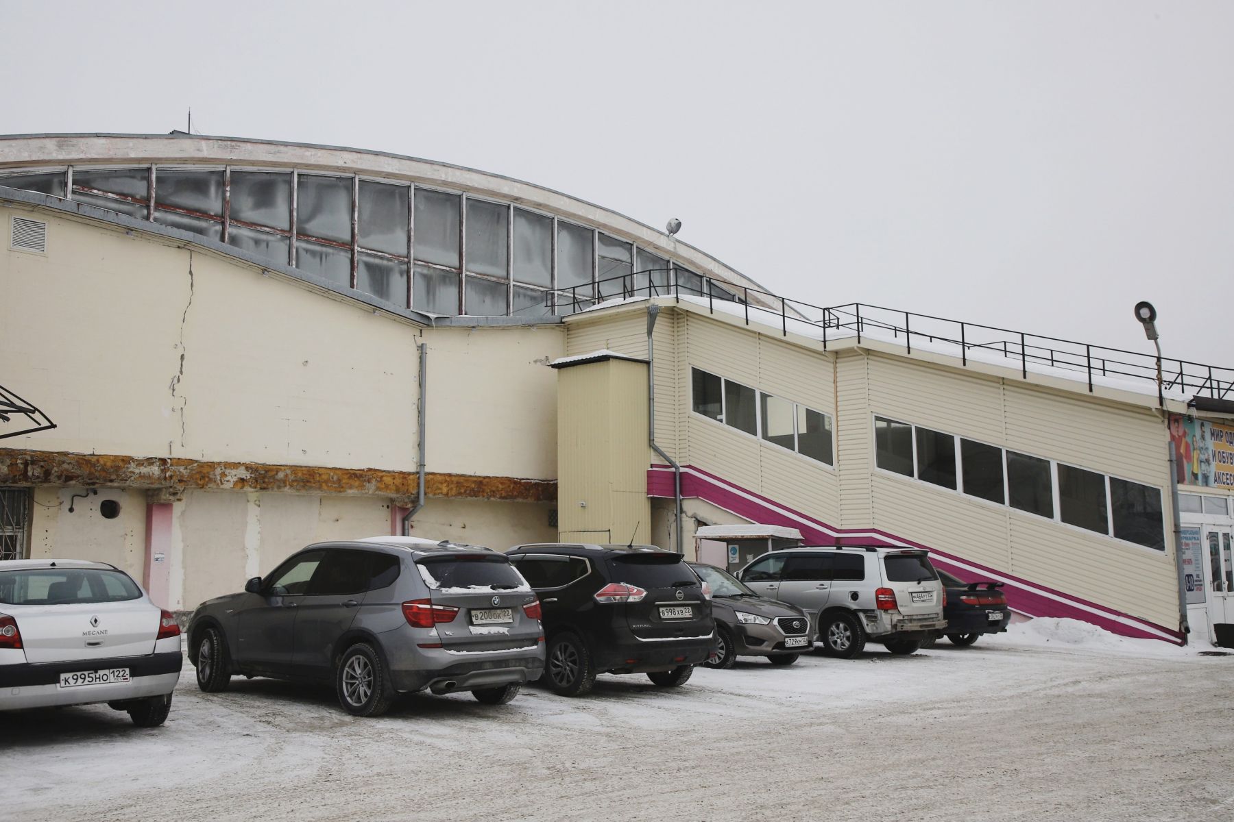 Крытый рынок в Бийске.