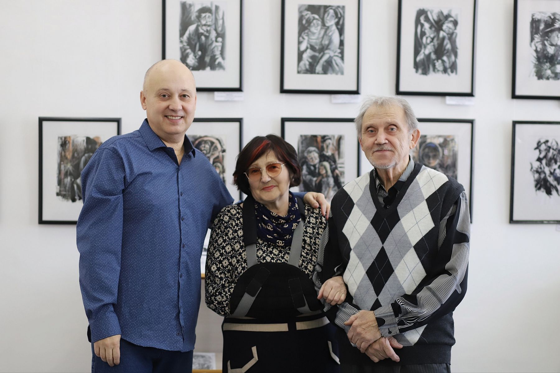 Александр, Людмила и Виктор Хвростенко. 