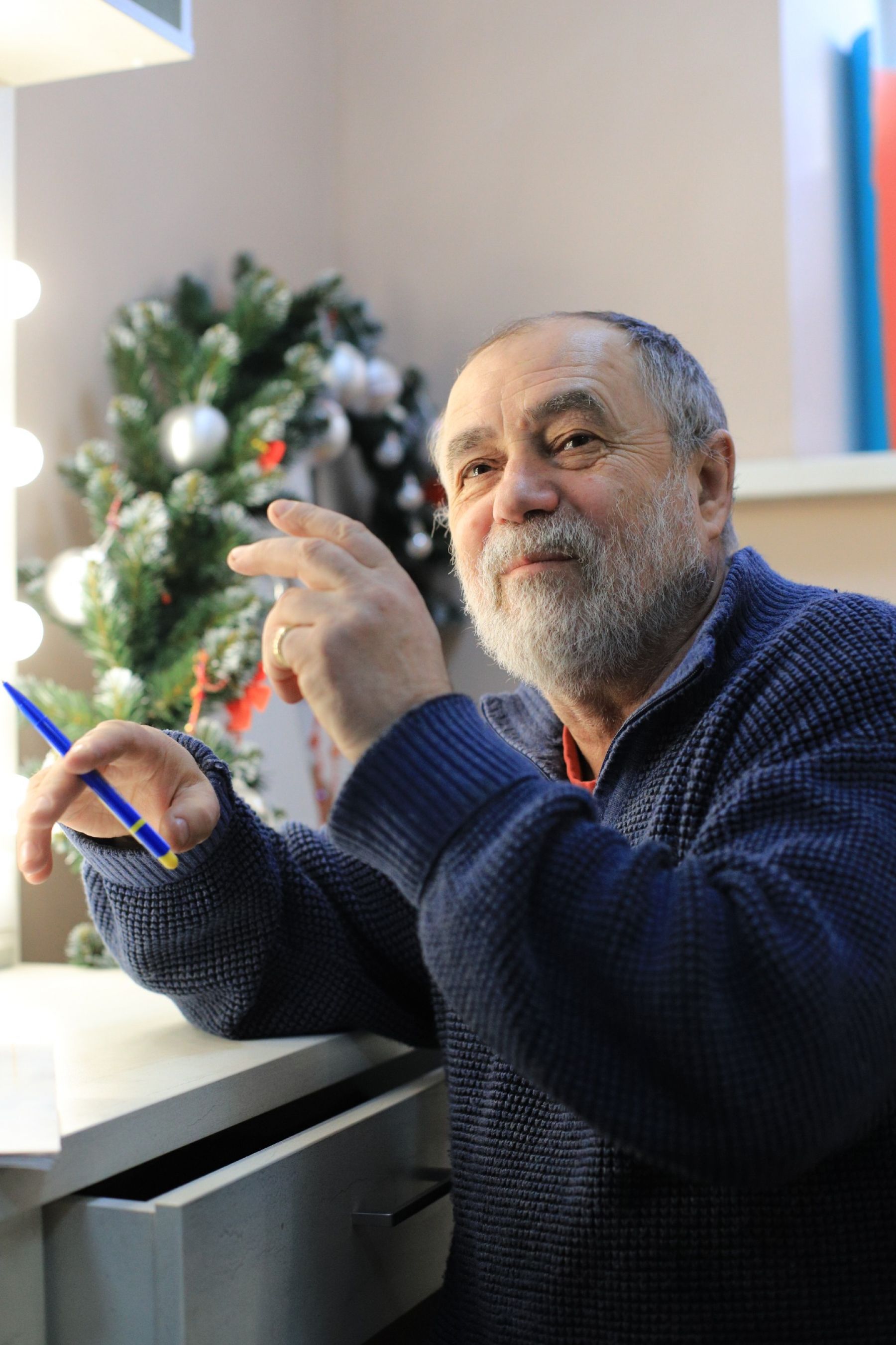 Олег Клячев, актер Бийского драматического театра