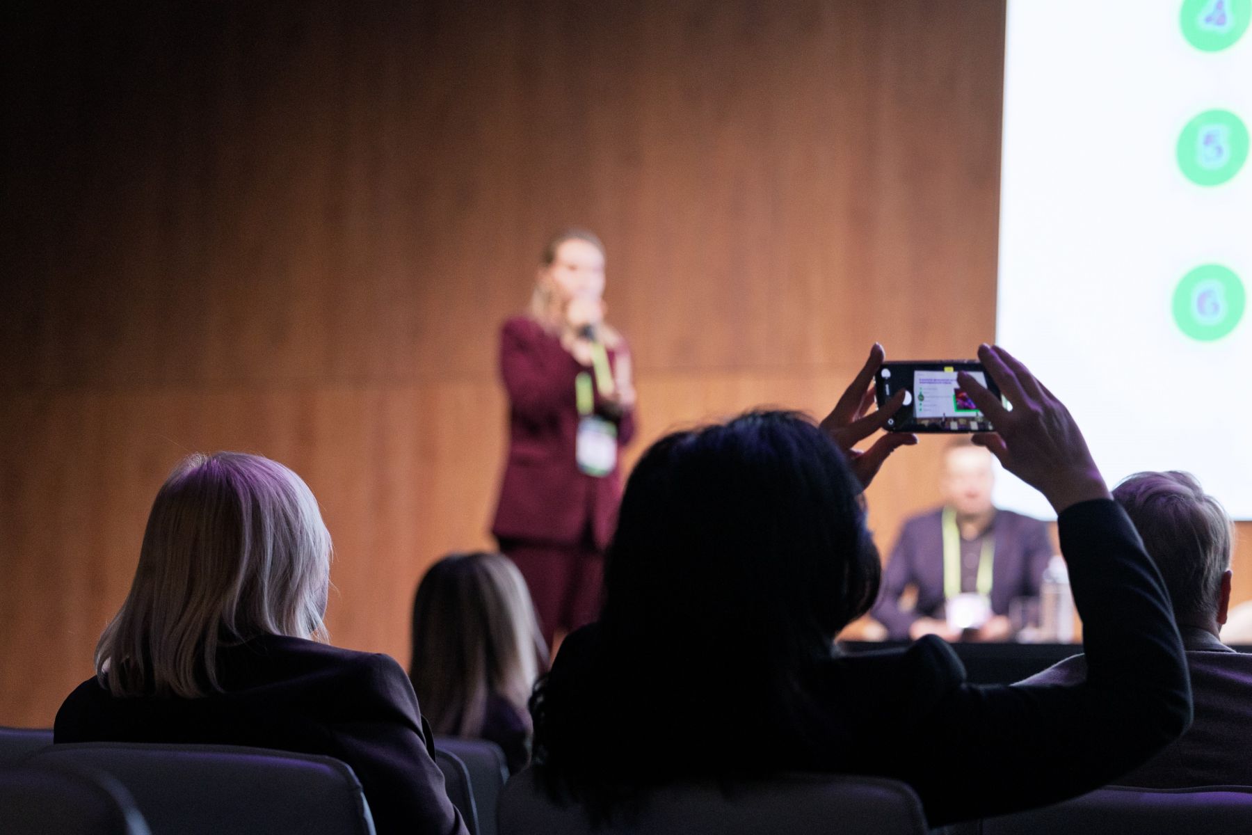 Встреча геронтологов в рамках сессии «От биологического возраста к здоровому долголетию: что говорит наука – и что может врач»