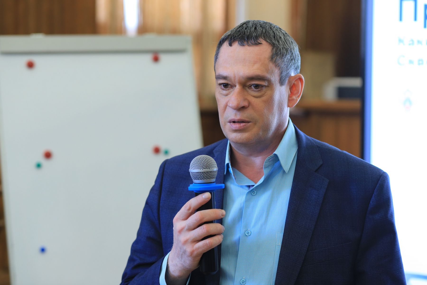 Александр Заровняев, заместитель главы города.