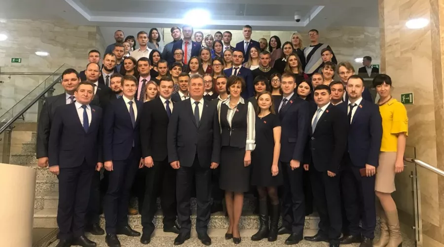 За развитие края: состоялась пятая сессия Молодежного парламента Алтайского края