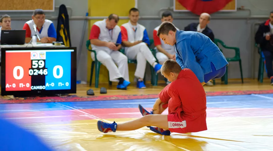 Бийские самбисты стали вторыми на всероссийских соревнованиях