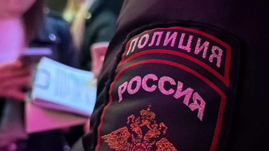 Найденный мертвым в СПБ гитарист «Кукрыниксов» мог сам отрубить себе руку - Информационный портал "Бийский рабочий", 21.08.2026