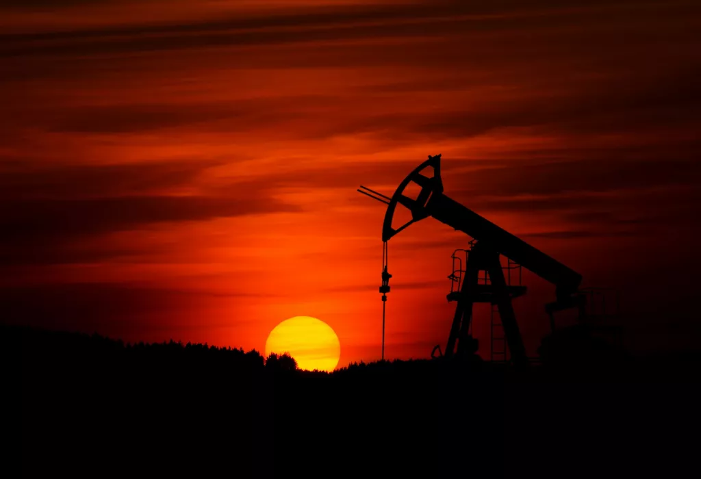 МВФ спрогнозировал рост мировых цен на нефть на 41% МВФ спрогнозировал рост мировых цен на нефть на 41% - Информационный портал "Бийский рабочий", 13.10.2026