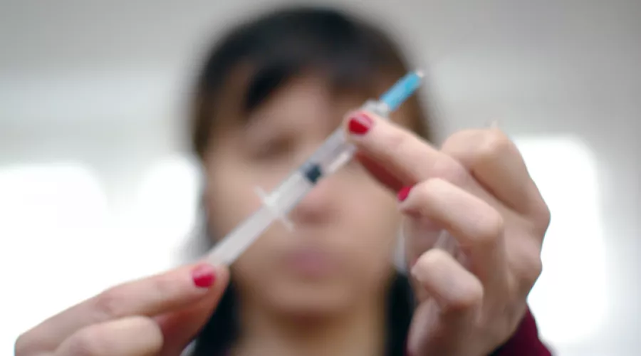 Прививки против гриппа продолжают ставить в Алтайском крае