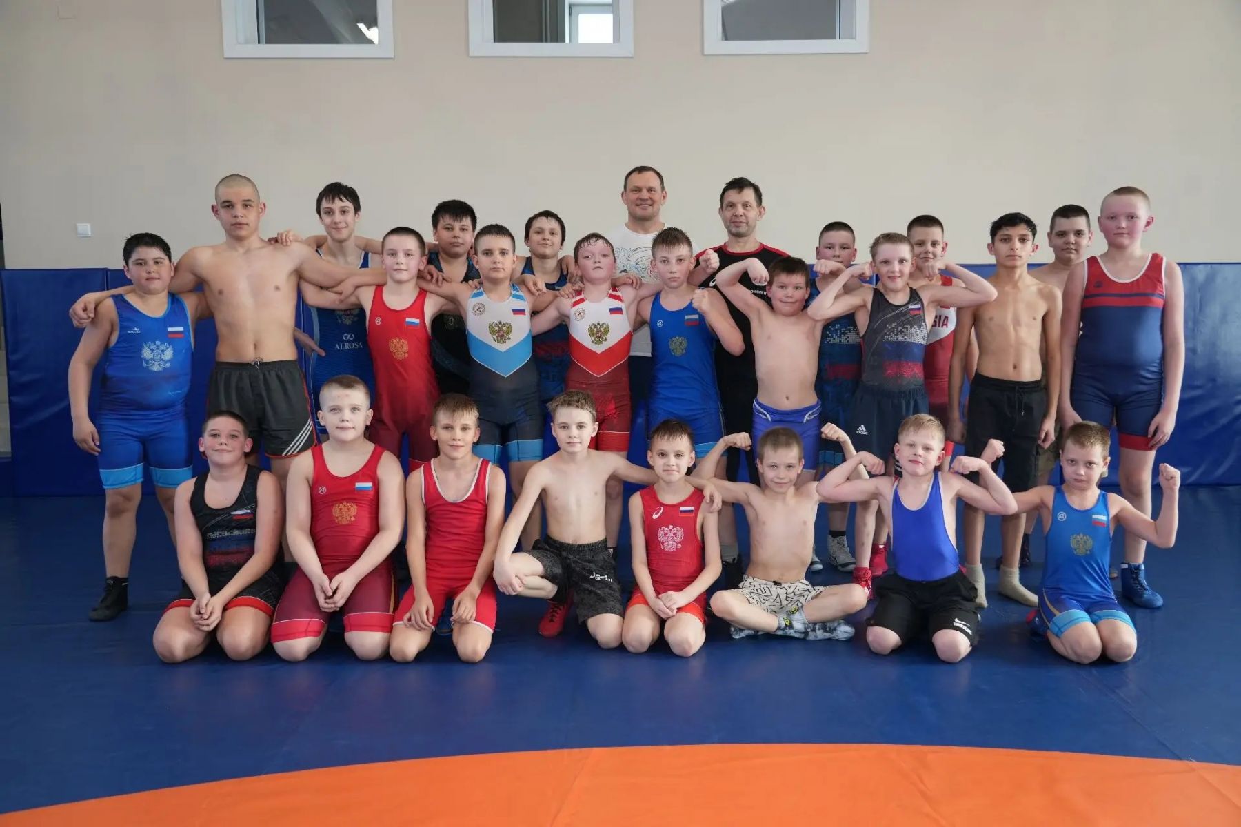 Занятия в центре греко-римской борьбы "Октябрь"