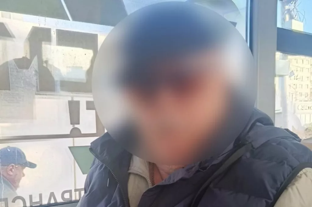 В Новосибирске пенсионера обвинили в нападении на студентку в автобусе - Информационный портал "Бийский рабочий", 12.04.2026