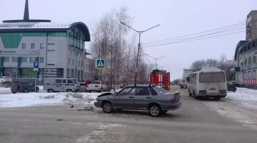 Неработающий светофор стал причиной ДТП в центре Бийска
