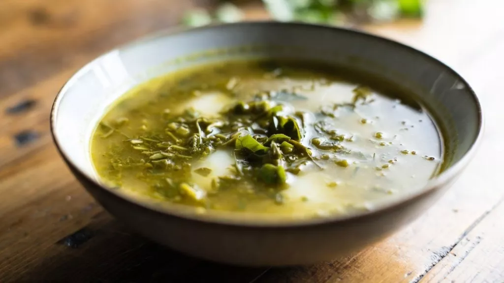 Как приготовить щавелевый суп: рецепт "как у бабушки" - Информационный портал "Бийский рабочий", 28.04.2026