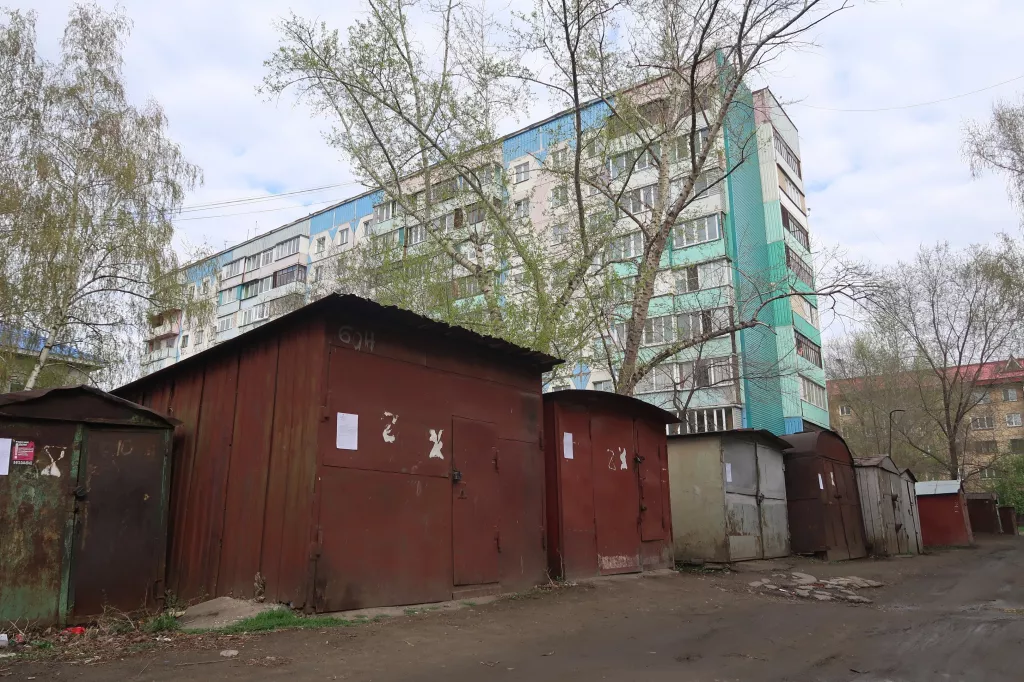 Железякам здесь не место: бийчане просят убрать ряд гаражей - Информационный портал "Бийский рабочий", 29.04.2026