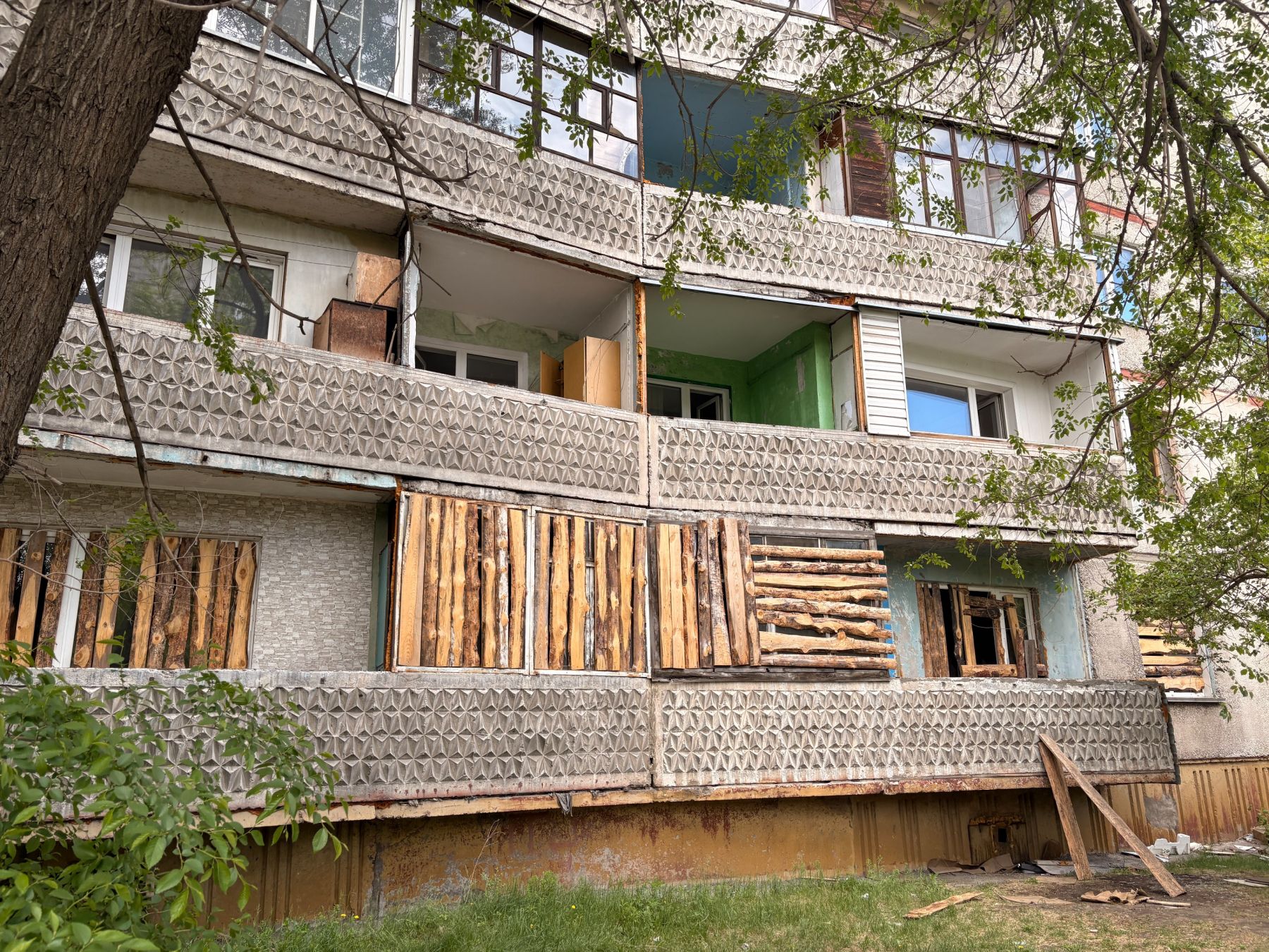 Что происходит в расселенной бийской девятиэтажке