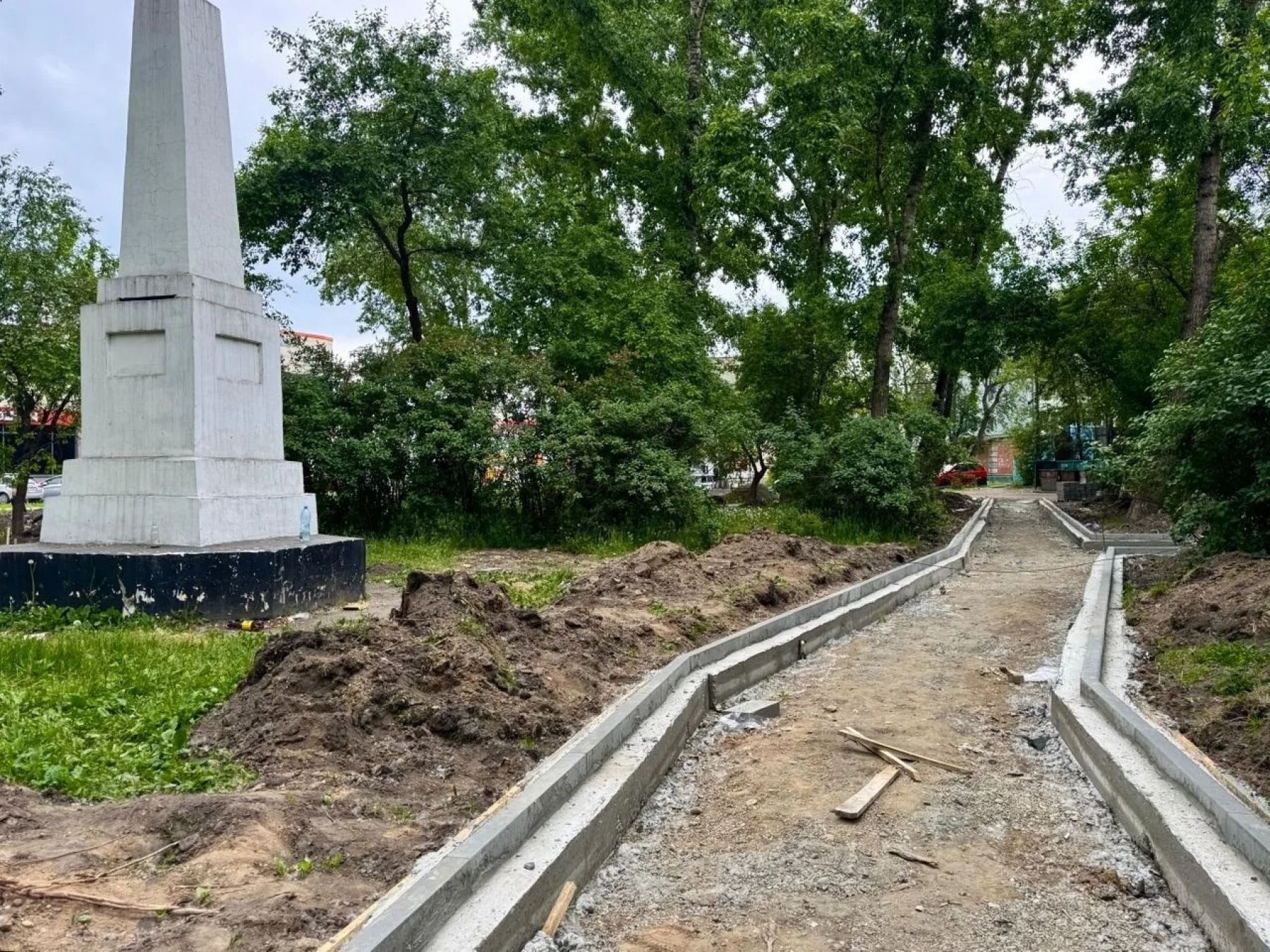 Благоустройство сквера Мерлина