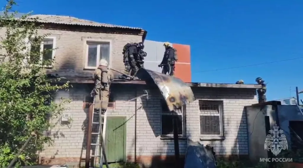 Двое детей погибли при пожаре в частном жилом доме в Алтайском крае - Информационный портал "Бийский рабочий", 11.07.2026